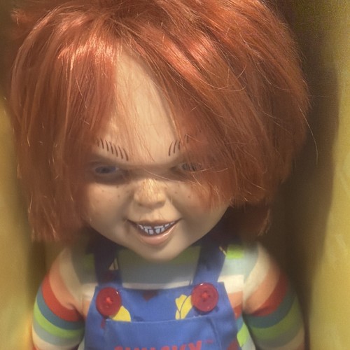 Chucky doll side - chucky,